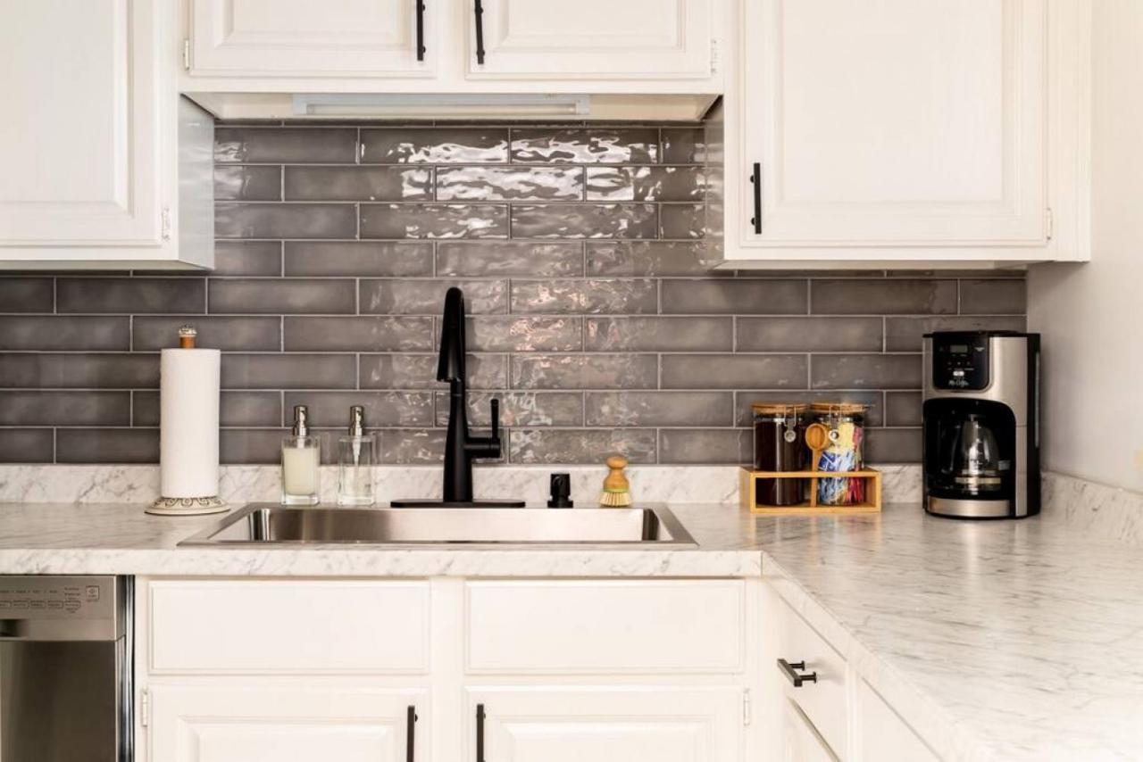 Stylish Downtown Nashville 3 Beds, 1 Bedroom With Private Patio, Parking エクステリア 写真
