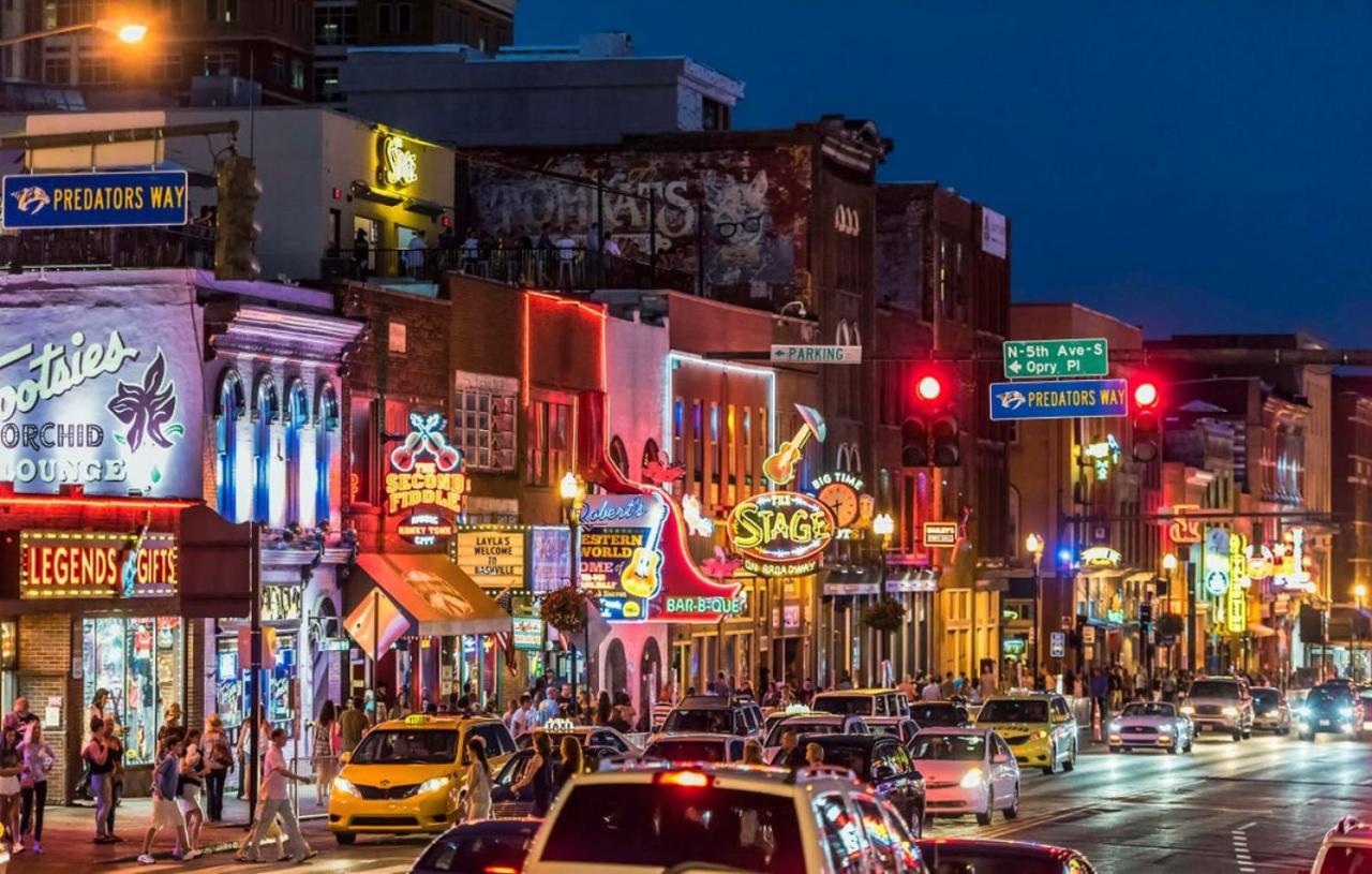 Stylish Downtown Nashville 3 Beds, 1 Bedroom With Private Patio, Parking エクステリア 写真